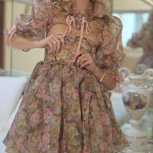 NWOT Selkie Jardin de Fleurs Shrug Puff XXS